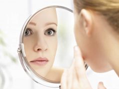 apa penyebab faktor jerawat acne therapy cara mengatasi mengobati menghilangkan treatment saran perawatan klinik kecantikan dokter estetika scar bekas pola gaya hidup makan
