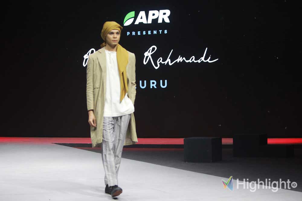 Asia Pacific Rayon (APR) berkolaborasi bersama desainer lokal pada event Muslim Fashion Festival (MUFFEST) 2020
