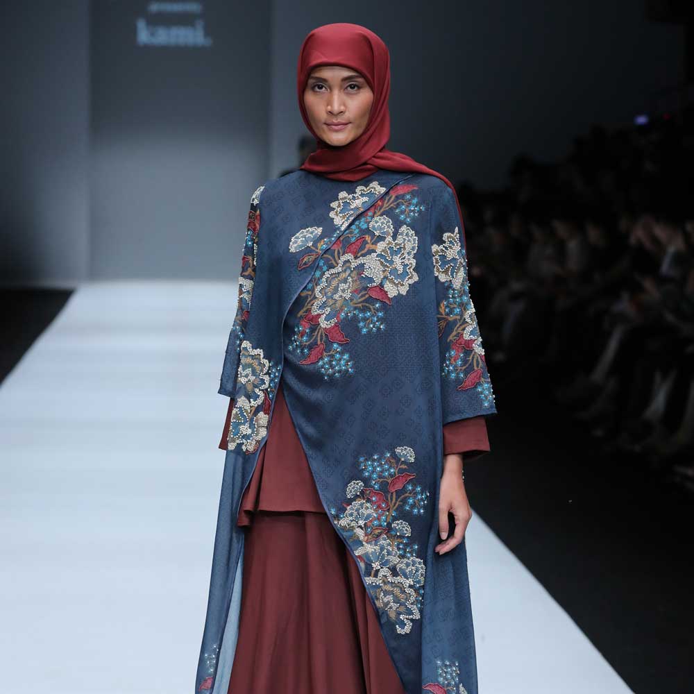Jakarta Fashion Week menggelar acara Revival Fashion Festival 2020 yang menghadirkan desainer busana lokal