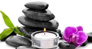 Jenis macam fungsi manfaat pijat batu panas hot stone massage khasiat therapist kecantikan