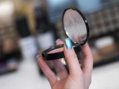 Tips cara membeli memilih jenis produk kosmetik makeup kecantikan paling aman tepat