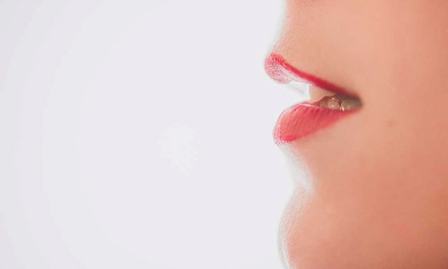 Tips cara merawat bibir kecantikan kesehatan treatment menggunakan bahan alami