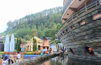 Wisata Bukit Sekipan Tawangmangu Karanganyar wahana permainan jam buka harga tiket masuk