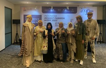 Indonesia Modest Fashion Week imfw designer lokal muslimah show