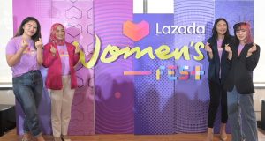 Lazada Indonesia Women’s Fest JIEXPO Convention & Theater Kemayoran pmbicara bintang tamu
