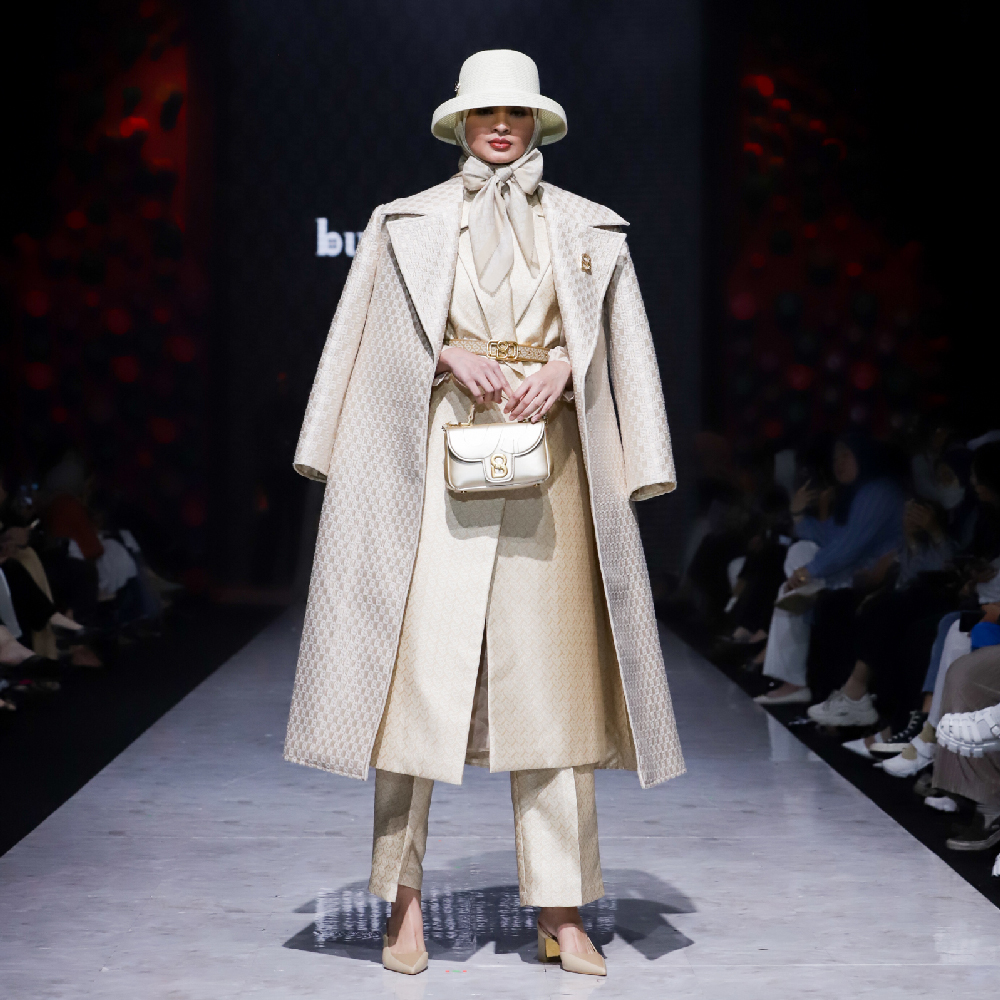 Buttonscarves koleksi The Dream Capsules Muslim Fashion Festival+ model desain terbaru