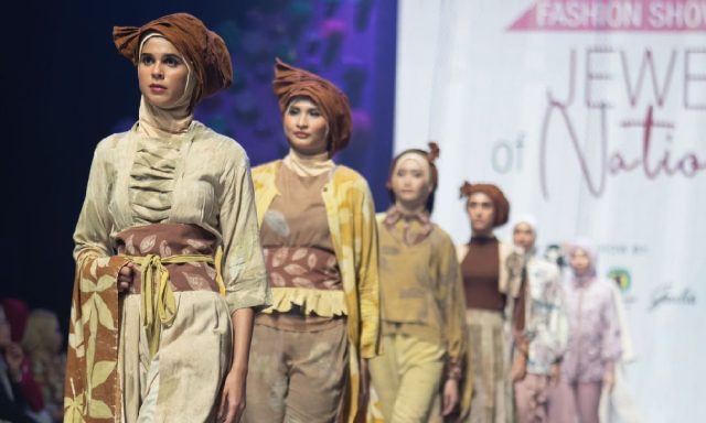 muslim fashion festival muffest asia pacific rayon apr designer show
